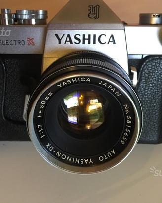 Yashica TL Electro X più accessori vari
