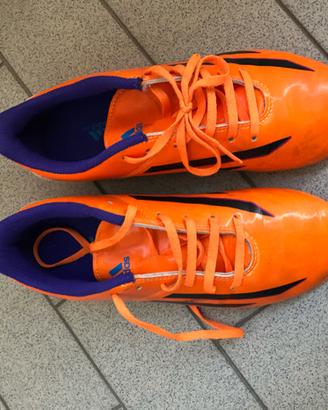 Scarpe calcetto