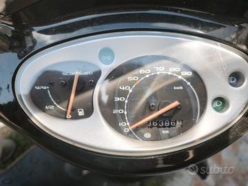 Scarabeo 100
