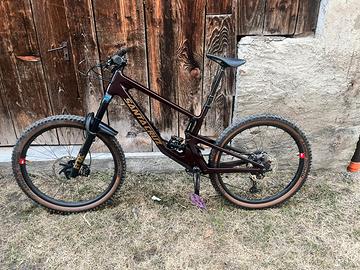 SANTA CRUZ NOMAD C