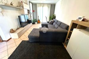 VILLA A SCHIERA A CASIER