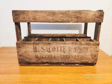 Cassa vintage Francese bottiglie vino Champagne 