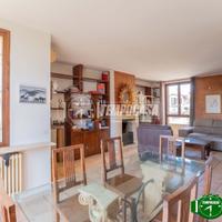 AMPIA VILLA BIFAMILIARE CON GIARDINO PRIVATO