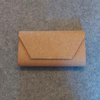 Pochette elegante, colore champagne