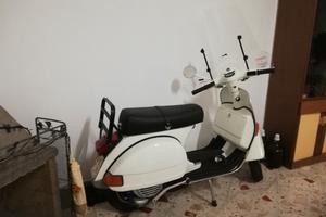 Vespa px150e targa oro