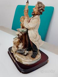Statuetta Veterinario coi cani in resina