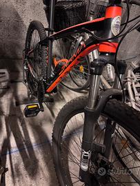 Mountain bike Zarma nera/arancione freni idraulici