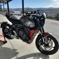 Triumph trident 660