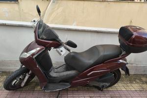 Scooter Peugeot geopolis 250