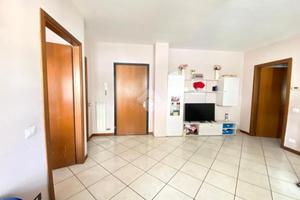 3 LOCALI A GRUMELLO DEL MONTE