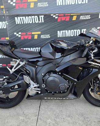 HONDA CBR 1000 RR Video 360