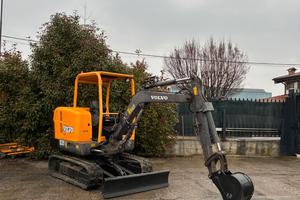E269 - Mini escavatore 25 q Volvo 1800 ore