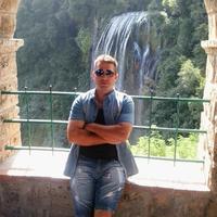 Magazziniere con patentino muletto