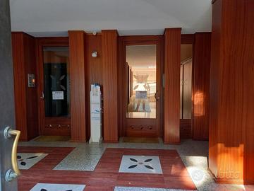 Bilocale in Viale Umberto alto