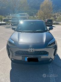 Totota Yaris hybrid cross