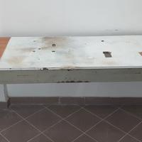 Tavolone in ferro da lavoro