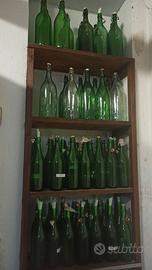 Dono bottiglie, bottiglioni e cestelli per vino