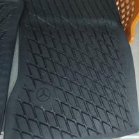 Tappetini auto e vasca bagagliaio