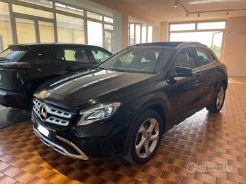 Mercedes-benz GLA 220 d Automatic 4Matic Sport Tet
