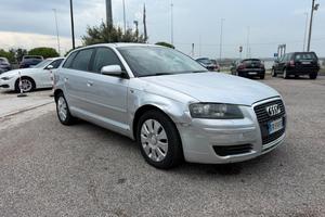 AUDI A3 SPB 2.0 16V TDI Ambiente
