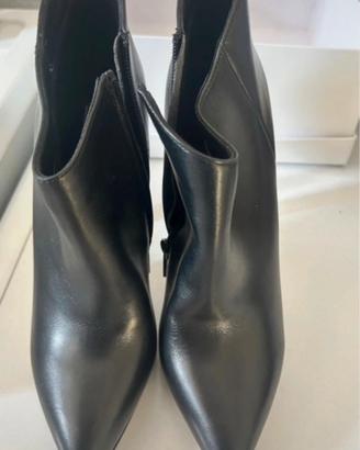 Scarpe con tacco