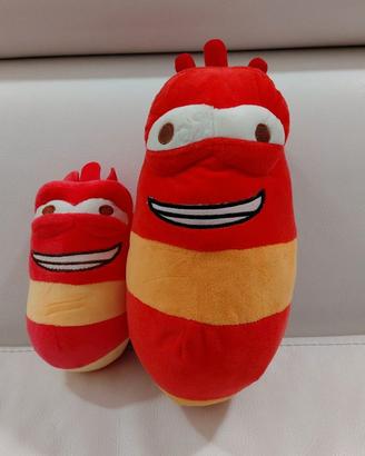 Peluches larva