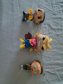 3 Funko pop 