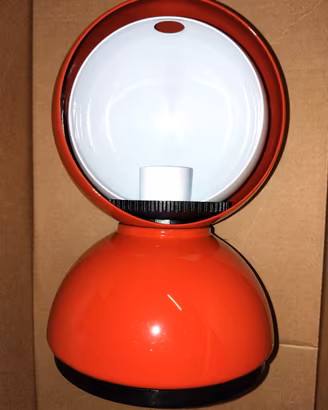 Artemide Eclisse lampada da tavolo rossa