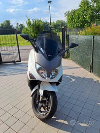 Yamaha t-max