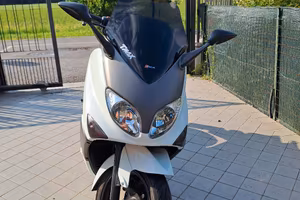 Yamaha t-max