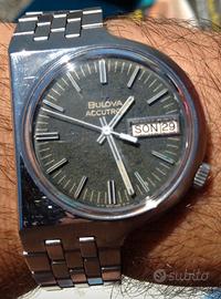 Bulova Accutron Asymmetric Asimmetrico , Anni 70.