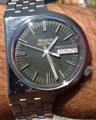 Bulova Accutron Asymmetric Asimmetrico , Anni 70.