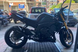 Yamaha FZ8 - Accessori HP Corse e RIZOMA