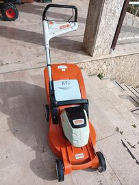 Rasaerba Stihl rma 448 tc a batteria