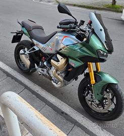 Moto Guzzi V100 Mandello S (2024) – Verde 2121 – G