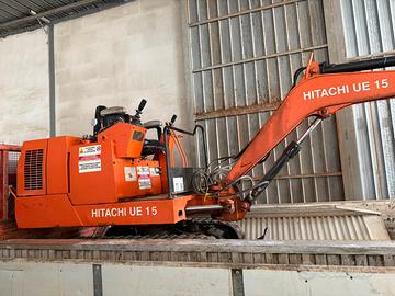 Escavatore Hitachi 15 quintali