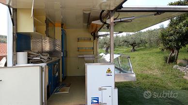 auto negozio alimentare 