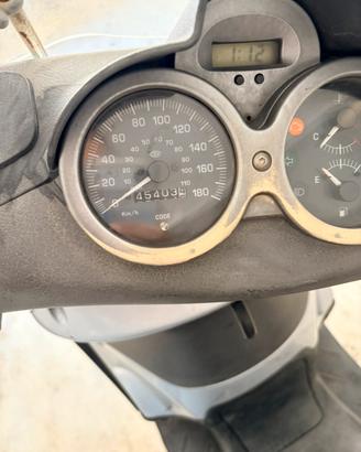 Beverly 250 igniezione
