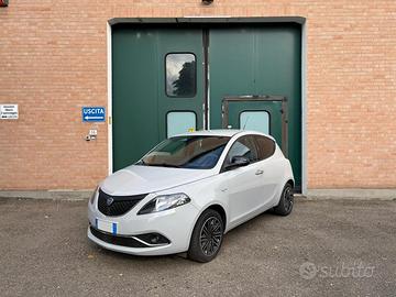 Lancia Ypsilon 1.2 Platinum S