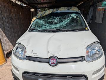 Fiat panda Hybrid 2021
