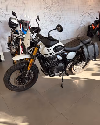 Triumph Scrambler 400 XC