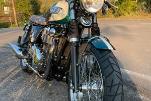 Triumph bonneville T100 verde inglese