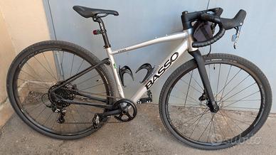 Basso Tera Gravel SRAM Apex 1x11, freni idraulici