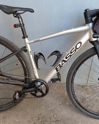 Basso Tera Gravel SRAM Apex 1x11, freni idraulici