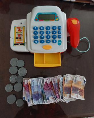 Cassa giocattolo con accessori