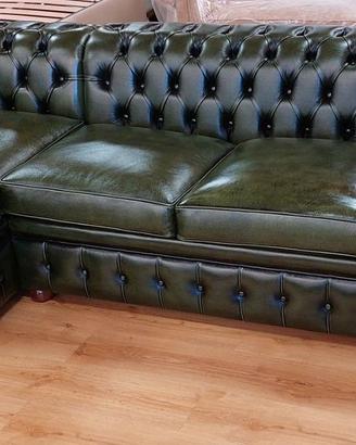 Divano Angolare Chester Capitonné Verde inglese