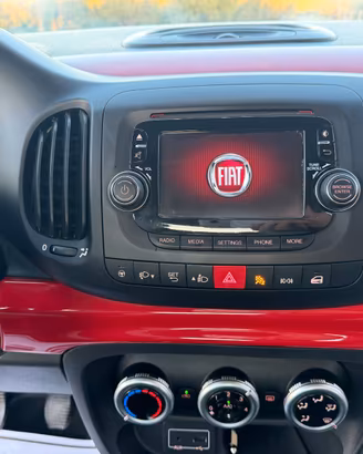 500L 2015 1.4 Lounge 95cv