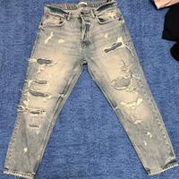 Jeans strappato invernale