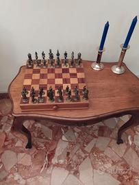 bel tavolino da salotto,  in legno  artigianale