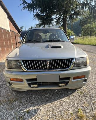 Pajero Mitsubishi 2.5 sport